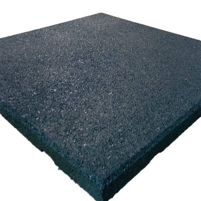 Rubber Horse Stable Mats Heavy Duty 500 X 500 X 30mm Equine Hammer Top Strong Adhesion On The Back