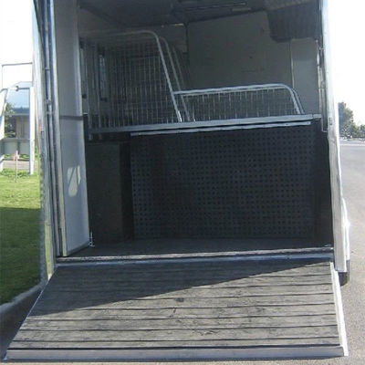 Anti-Slip And Easy To Wash Horse Trailer Ramp Mat 2.4mx2.1 M Color Can Be Customized
